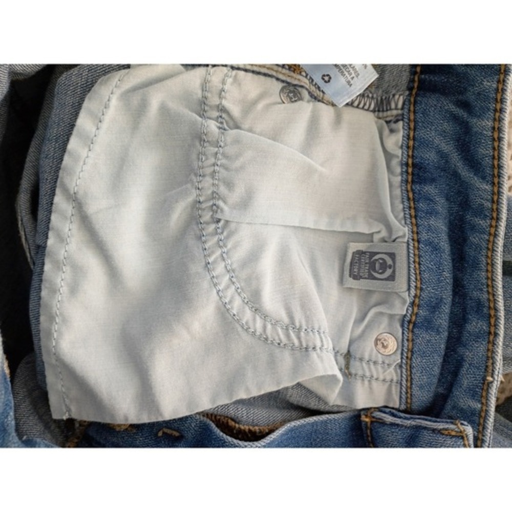 Universal Thread Light Wash High‎ Rise Slim Straight Jeans 6R/28x26 - Picture 6 of 9